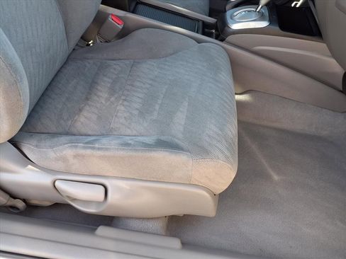 Used 2011 Honda Civic LX image 16