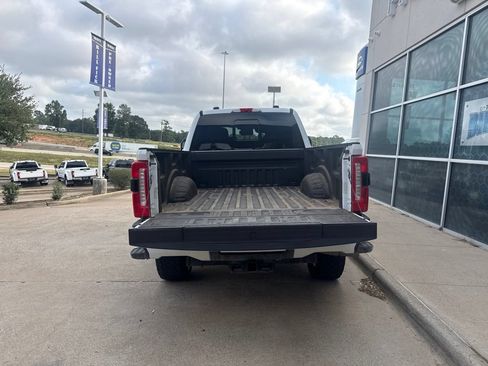 Used 2023 Ford F250 Lariat w/ Sport Appearance Package AWD/4WD image 7