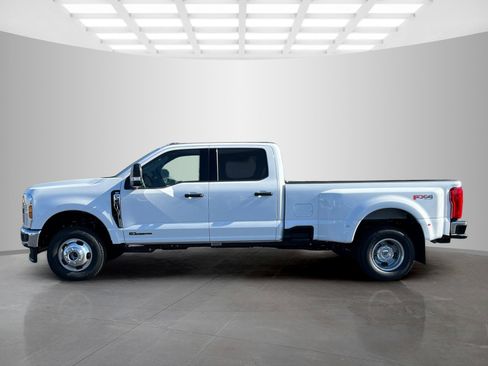 New 2026 Ford F350 XLT w/ FX4 Off-Road Package image 8