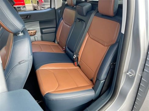 Used 2023 Ford Maverick Lariat w/ Lariat Luxury Package image 26