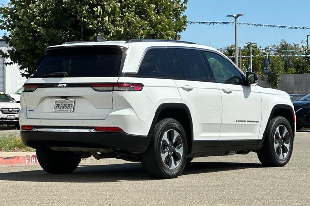 Used 2024 Jeep Grand Cherokee Limited 4xe AWD/4WD image 4
