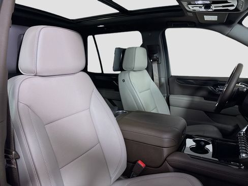 New 2026 GMC Yukon Elevation w/ Elevation Premium Package AWD/4WD image 31