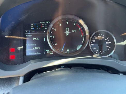 Used 2015 Lexus RC F w/ Premium Package RWD image 10