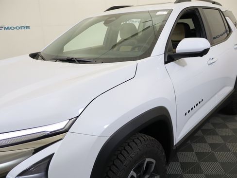 New 2026 Chevrolet Equinox ACTIV AWD/4WD image 13