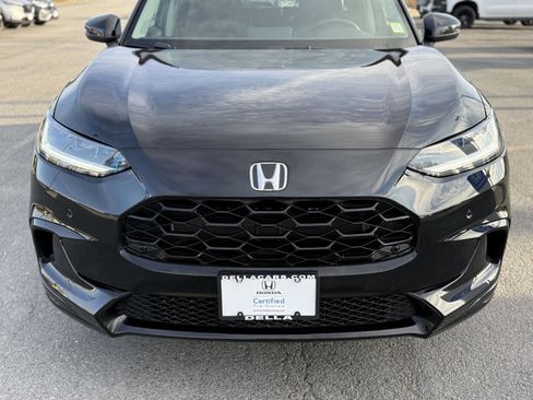 Certified 2024 Honda HR-V EX-L image 2