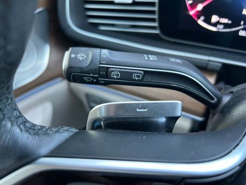 Used 2024 Mercedes-Benz GLS 450 4MATIC image 22