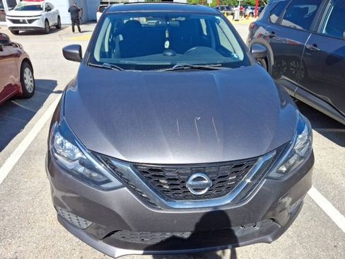 Used 2019 Nissan Sentra SV w/ Special Edition Package FWD image 5