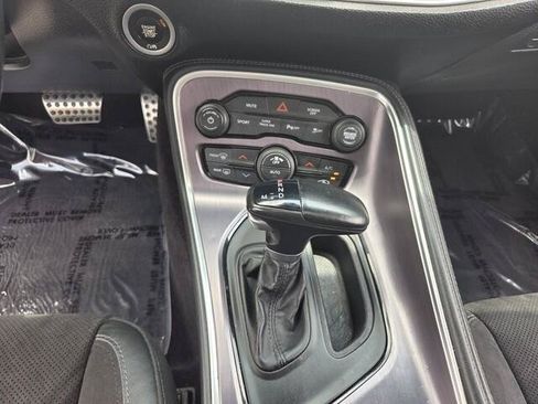 Used 2018 Dodge Challenger R/T Scat Pack RWD image 8