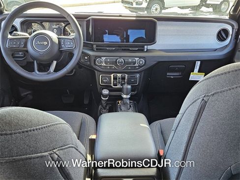 New 2025 Jeep Gladiator Sport image 8