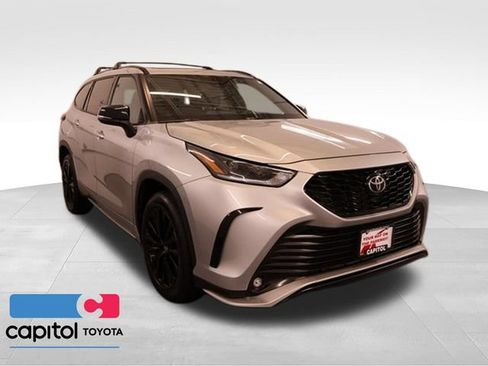 Used 2023 Toyota Highlander XSE AWD/4WD image 1