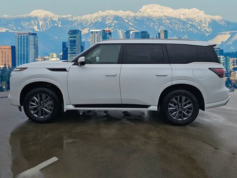 New 2026 INFINITI QX80 Pure image 4