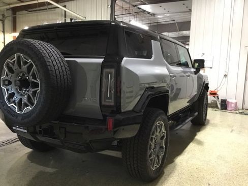 New 2025 GMC Hummer EV 3X image 5