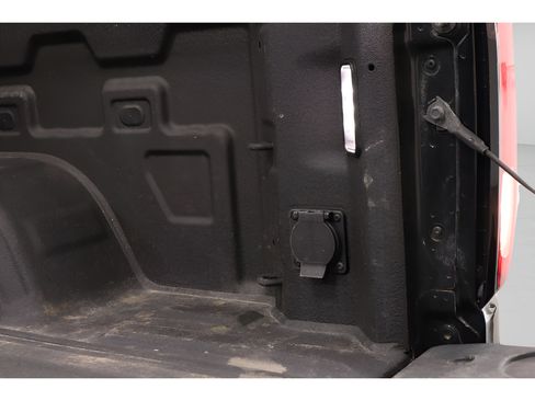Used 2024 GMC Sierra 1500 Elevation w/ LPO, Elevation Black Package AWD/4WD image 38
