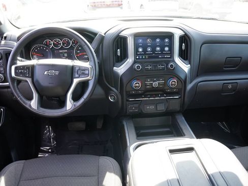 Used 2021 Chevrolet Silverado 1500 LT Trail Boss AWD/4WD image 18