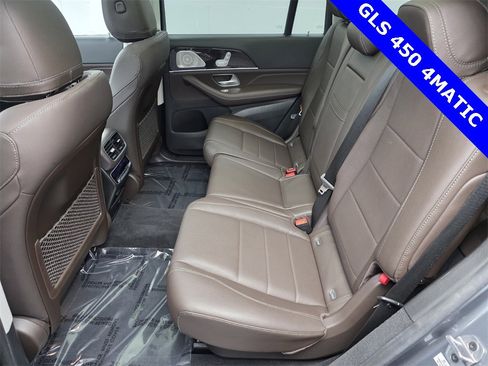 Used 2023 Mercedes-Benz GLS 450 4MATIC image 14