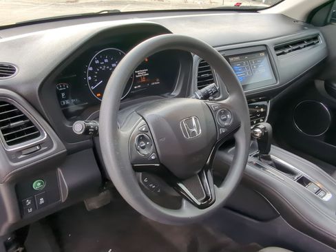 Used 2020 Honda HR-V EX image 12