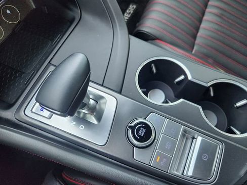 Used 2025 Genesis G70 3.3T Advanced RWD image 19