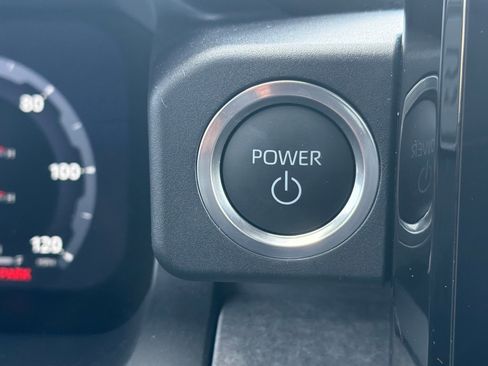 Used 2025 Toyota 4Runner Trailhunter image 23