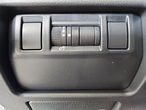 New 2025 Subaru Crosstrek 2.5i Limited w/ Crosstrek Mirror Package image 25