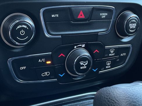 Used 2020 Jeep Compass Sport w/ Cold Weather Group image 36