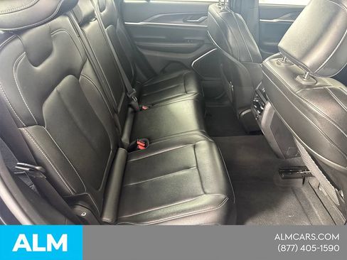 Used 2024 Jeep Grand Cherokee Limited 4xe AWD/4WD image 19