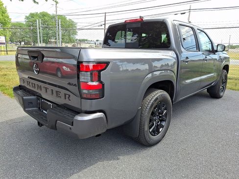 New 2026 Nissan Frontier SV w/ SV Convenience Package AWD/4WD image 5