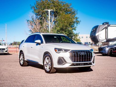 Used 2021 Audi Q3 2.0T Premium Plus w/ Premium Plus Package image 1