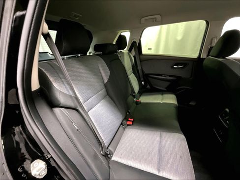 Certified 2023 Nissan Rogue SV image 16