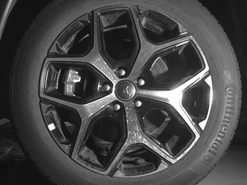 Used 2025 Jeep Compass Limited AWD/4WD image 12