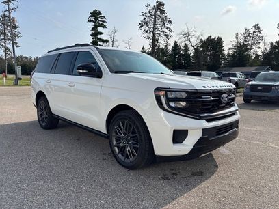 New 2027 Ford Expedition Platinum w/ Stealth Appearance Package