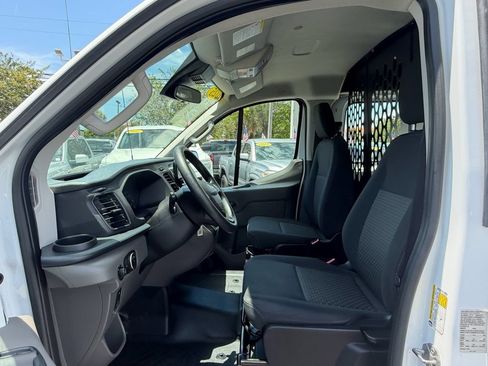 Used 2025 Ford Transit 250 Low Roof w/ Exterior Upgrade Package RWD image 9