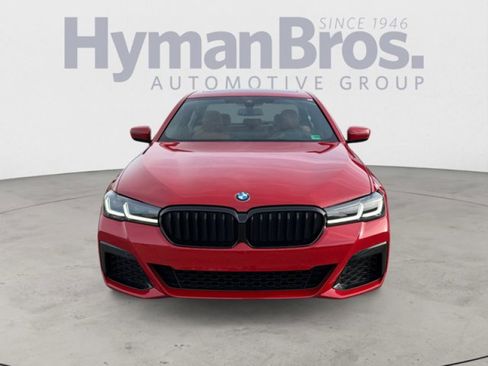 Used 2022 BMW 530i xDrive w/ M Sport Package image 8