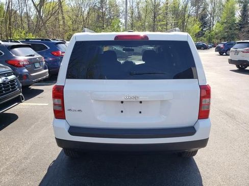 Used 2015 Jeep Patriot Sport w/ Power Value Group AWD/4WD image 4