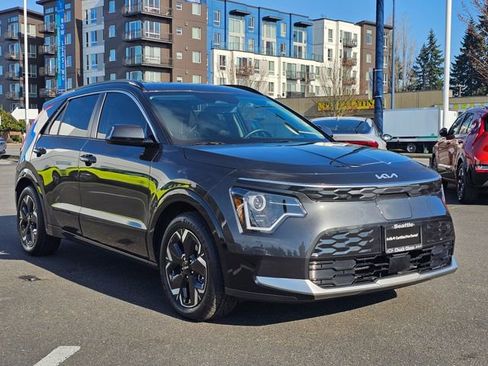 Certified 2023 Kia Niro Wind w/ Wind Preserve Package image 8