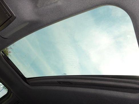 Used 2013 Ford F150 Platinum image 16