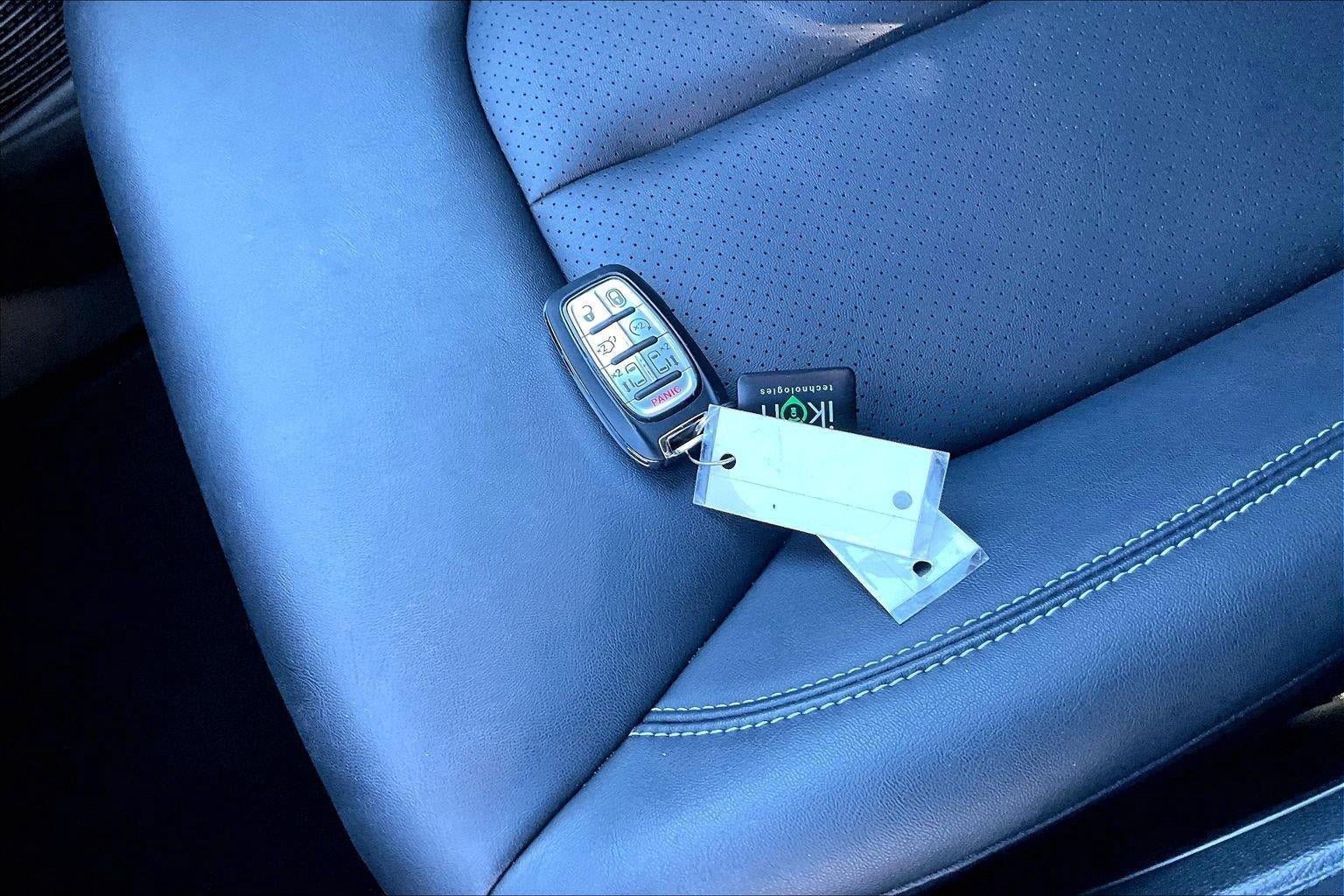 Used 2026 Chrysler Pacifica Select FWD image 11