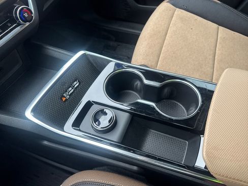 Used 2026 Chevrolet Equinox ACTIV w/ Safety and Technology Package FWD image 18