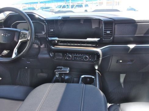 Used 2026 Chevrolet Silverado 1500 LT Trail Boss w/ Convenience Package II AWD/4WD image 25