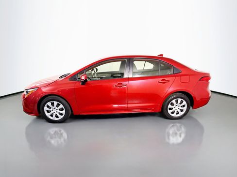 Used 2021 Toyota Corolla LE FWD image 6