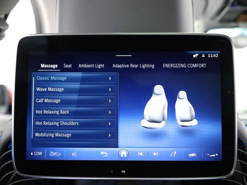 Used 2021 Mercedes-Benz Maybach S 580 4MATIC image 70