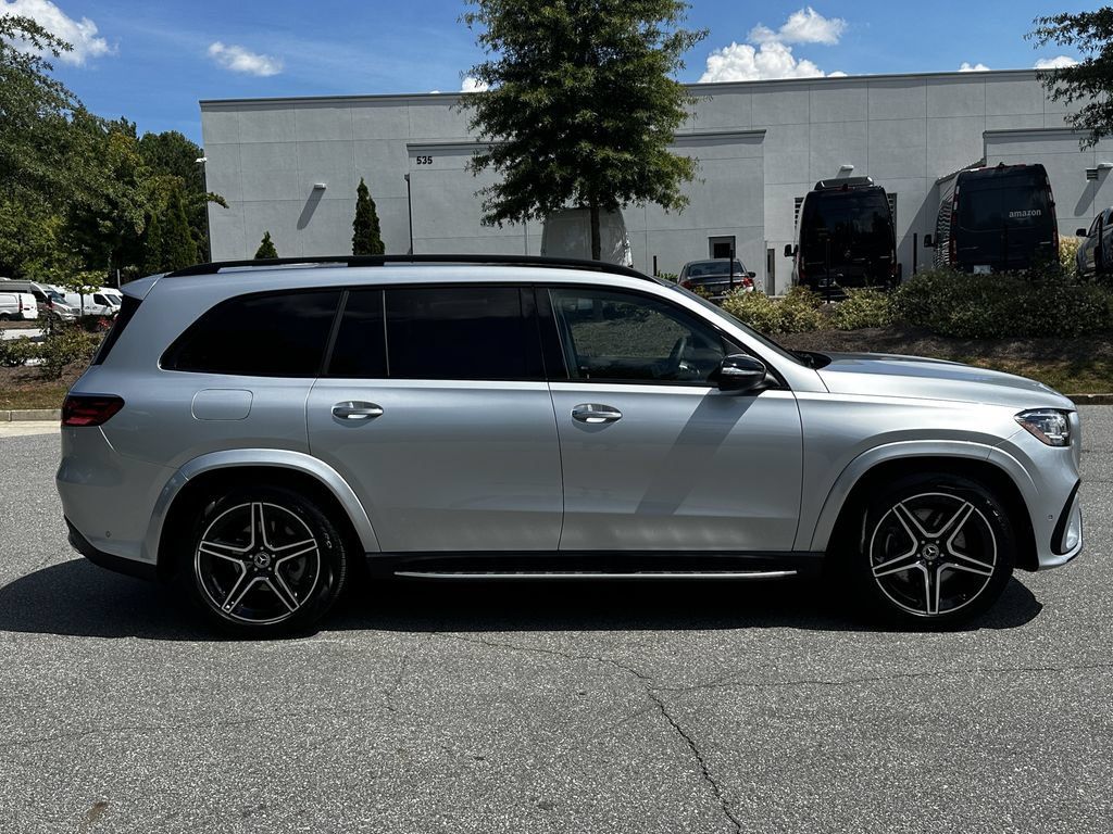 Certified 2026 Mercedes-Benz GLS 450 4MATIC image 9