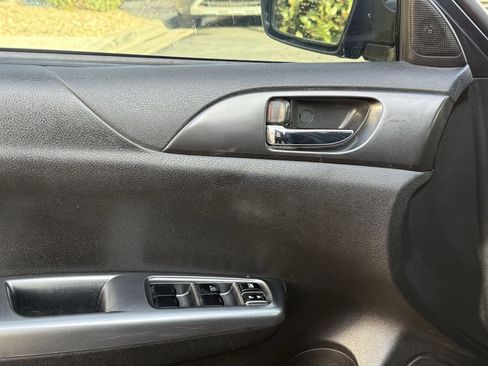 Used 2014 Subaru Impreza WRX Premium image 9