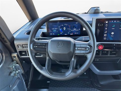 Used 2024 Chevrolet Brightdrop 400 w/ Commercial Equipment Package image 12