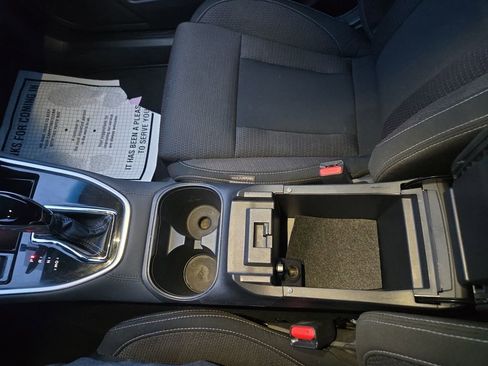 Used 2020 Subaru Outback Premium image 23