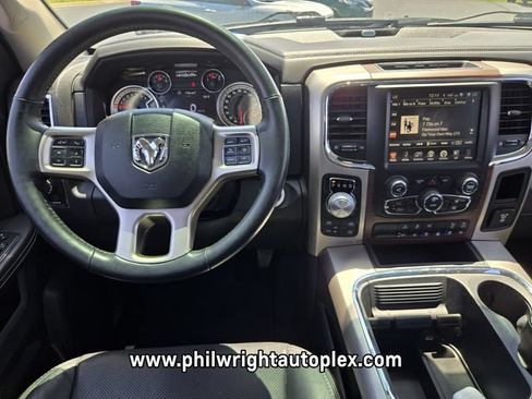 Used 2017 RAM 1500 Laramie w/ Convenience Group AWD/4WD image 13