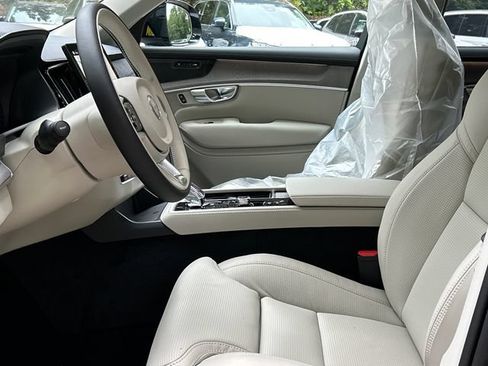 Used 2026 Volvo XC90 B6 Ultra w/ Protection Package Premier AWD/4WD image 20