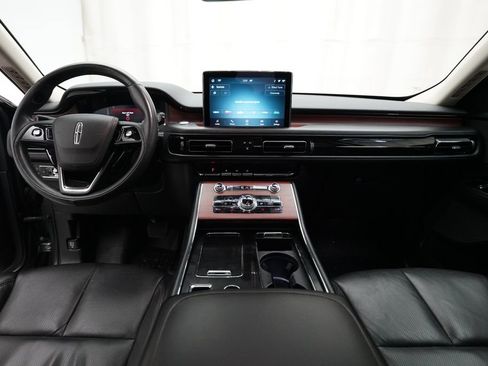 Used 2022 Lincoln Aviator Grand Touring AWD/4WD image 5