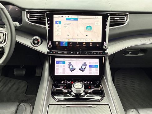 New 2026 Jeep Grand Wagoneer L Summit AWD/4WD image 3