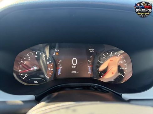 Used 2023 Jeep Compass Limited AWD/4WD image 16