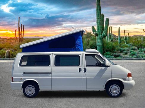 Used 1997 Volkswagen Eurovan Camper FWD image 2
